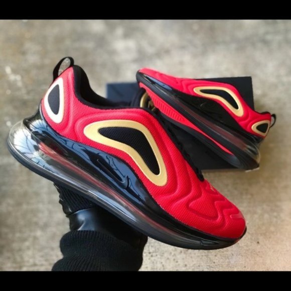 gym shoes